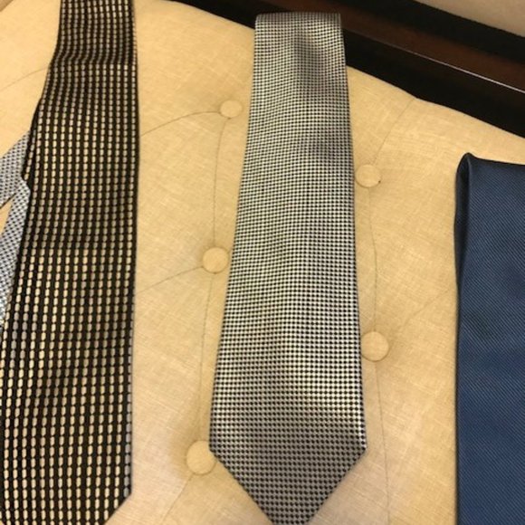 Men's Tie Bundle set of 4 - Various Brands, 100% Silk, Excellent Used Condition - Picture 6 of 10